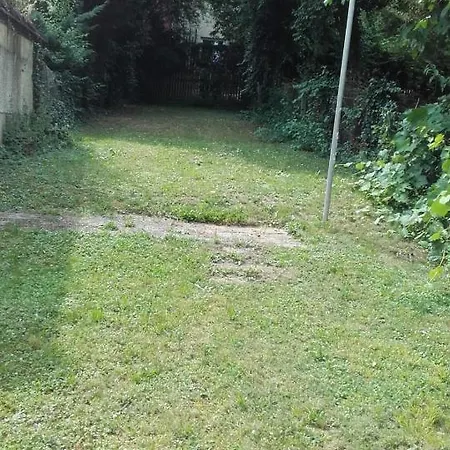 Daire Eg Near Train Station *